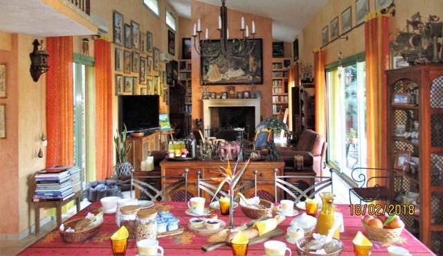 マントン Les Mimosas Bed & Breakfast エクステリア 写真